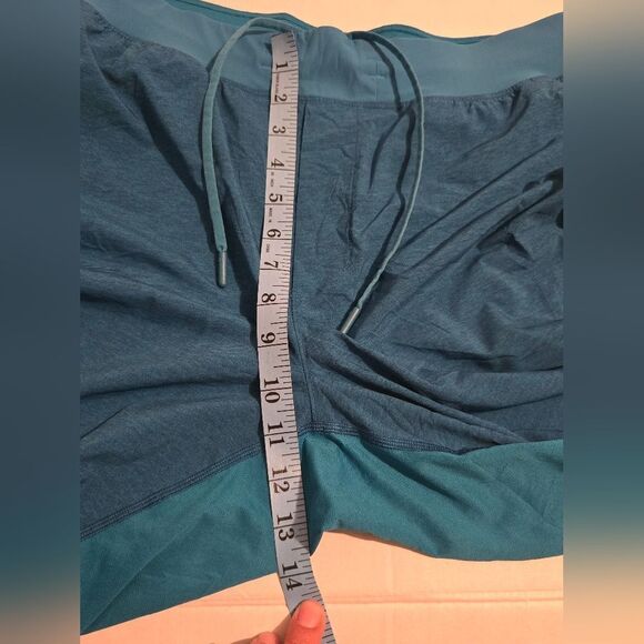 Lululemon T.H.E. Short Athletic 9” Linerless Heathered Vivid Aqua Blue Size L - Picture 5 of 8